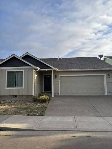 Main picture of 1067 Taurus Loop NE