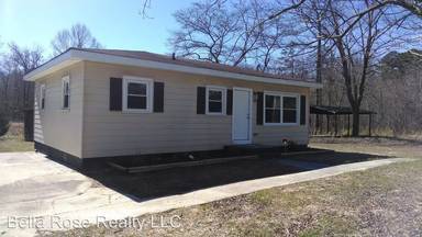 Main picture of 2614 N Oak Ridge Blvd