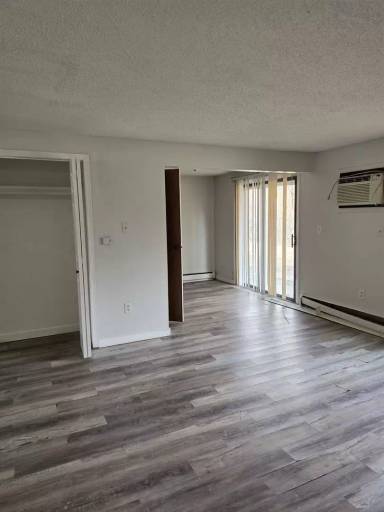 Main picture of Various Location