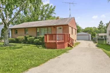 Main picture of 7512 Hemlock St