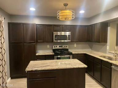 Main picture of 499 Green Spring Cir