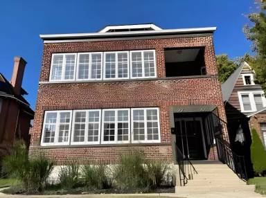 Main picture of 673 Bedford Ave