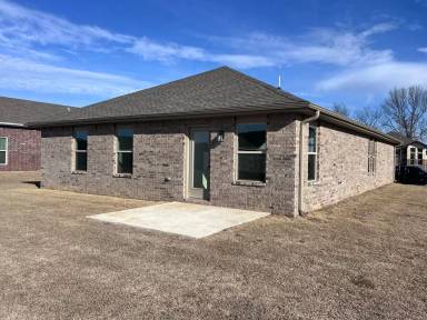 Main picture of 347 E Greystone Sq