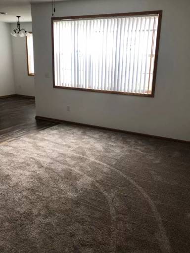Main picture of 2338 Center Ave