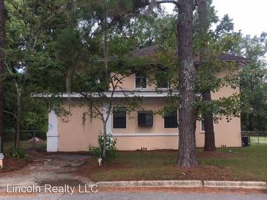 Main picture of 206 E Force St