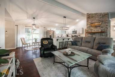 Main picture of 125 Meadowview Rd