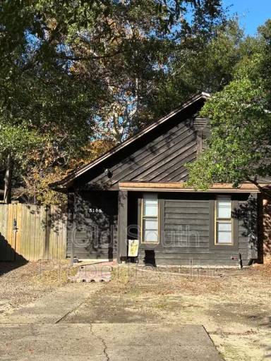Main picture of 3145 Cedarwood Village Ln