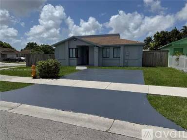 Main picture of 12237 SW 193rd St