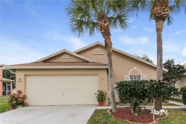 Main picture of 6077 Azalea Cir