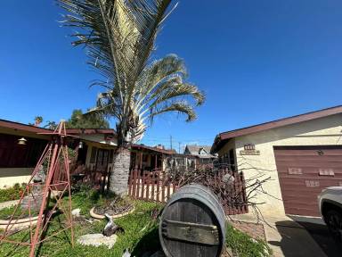 Main picture of 1521 Sunrise Dr