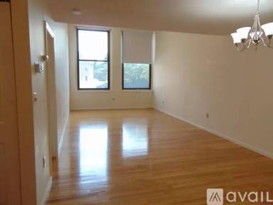 Main picture of 94 Newbury Ave