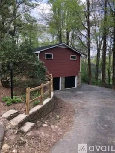 Main picture of 67 Lovers Loop Rd
