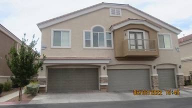 Main picture of 10633 Petricola St