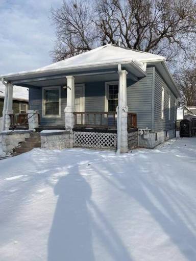 Main picture of 2208 S 13th St