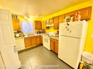 Main picture of 71 Forest St