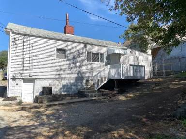Main picture of 610 Southern Ave