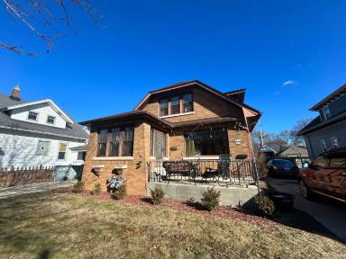 Main picture of 3012 S Herman St