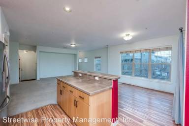 Main picture of 8726 NE Delamere Way