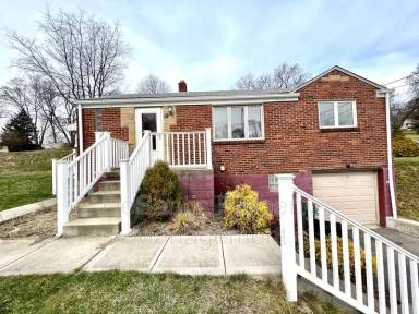 Main picture of 19 Kenwood Dr