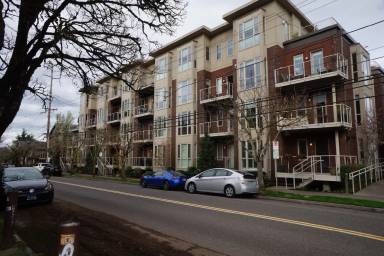 Main picture of 4280 S Corbett Ave