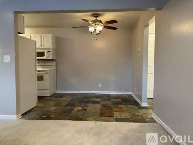 Main picture of 805 Plate St
