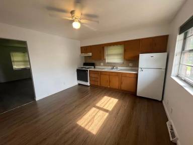 Main picture of 1308 Virginia Ave