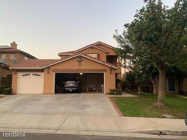 Main picture of 17416 Meadow Rock Dr