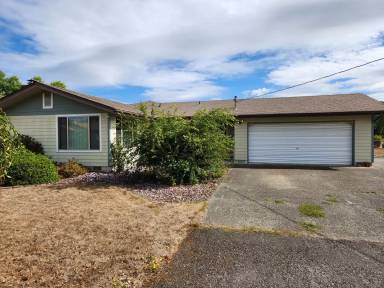 Main picture of 2412 Eureka Ave