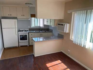 Main picture of 4321 Inglewood Blvd