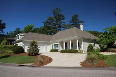 Main picture of 84 Troon Way