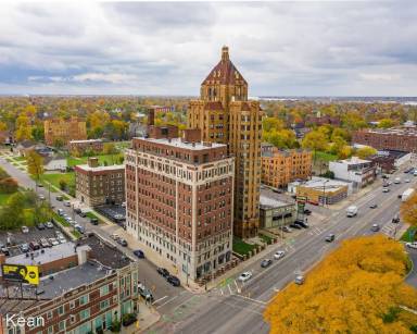 Main picture of 8925 E Jefferson Ave