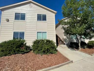 Main picture of 631 Conifer St