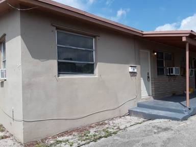 Main picture of 836 Dr Martin Luther King Jr Blvd