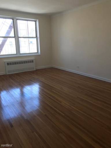 Main picture of 515 Ovington Ave