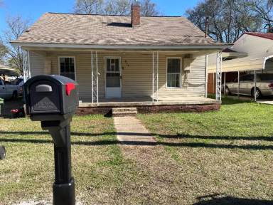 Main picture of 214 Treymore Ave NW