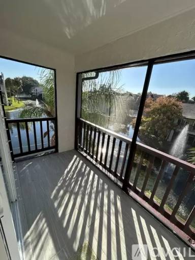 Main picture of 3848 N Lake Dr