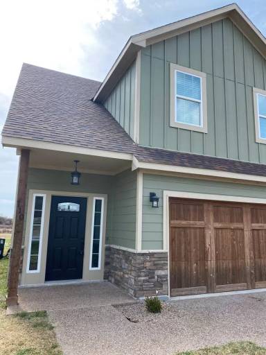 Main picture of 124 Eagle Meadow Dr