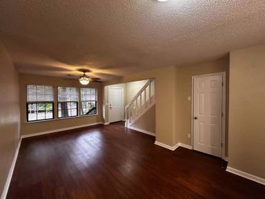 Main picture of 797 Timberway Ct