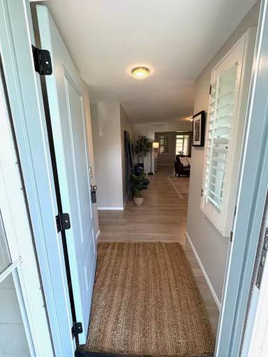 Main picture of 6524 Seagate Ave