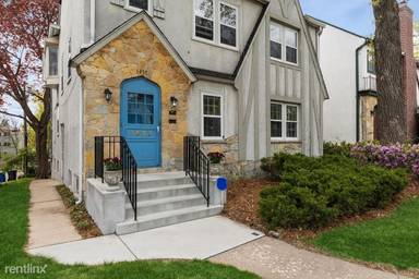 Main picture of 1437 W 35th St