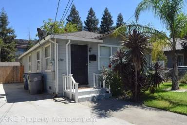 Main picture of 2949 43rd St