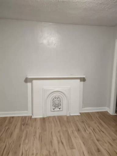 Main picture of 328 2nd Ave
