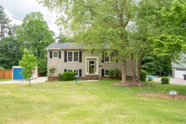 Main picture of 11 Timberlake Dr