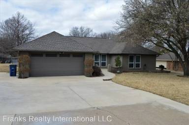 Main picture of 304 King Trl
