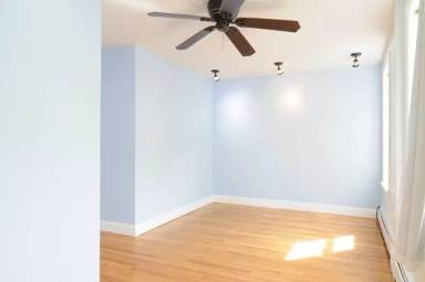 Main picture of 42 Jeffries St