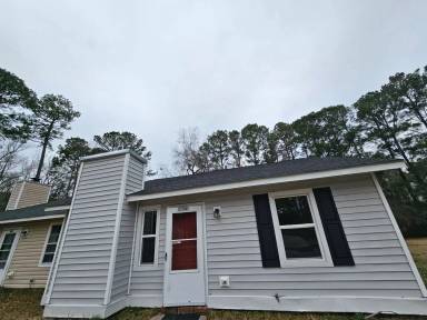 Main picture of 230 Cedar Creek Dr