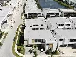 Main picture of 7471 NW 100th Ct