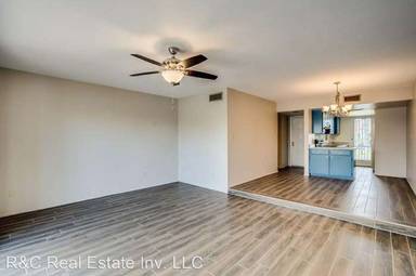 Main picture of 5213 S Monaco Dr