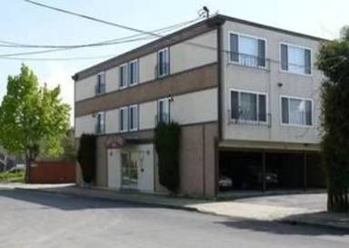 Main picture of 65 Hemlock Ave