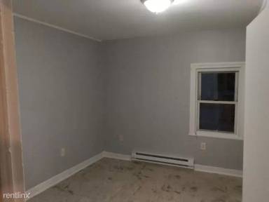 Main picture of 363 Mechanic St